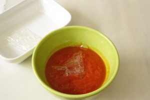 tomate y gelatina